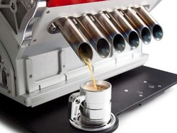 Mesin Kopi Menyerupai Mesin Mobil V12