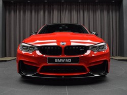Begini Jadinya BMW M3 Dicat Khas Warna Ferrari