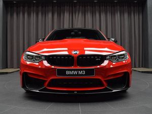 Begini Jadinya BMW M3 Dicat Khas Warna Ferrari Begini Jadinya BMW M3 Dicat Khas Warna Ferrari
