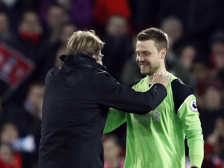 Mignolet Tentukan Masa Depan Usai Piala Dunia 2018