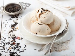 Udara Terasa Gerah? Enaknya Bikin Earl Grey Tea Ice Cream untuk Camilan