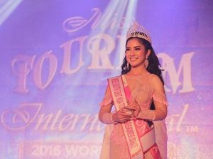 Dikna Faradiba Borong Penghargaan di Miss Tourism International