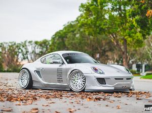Porsche Cayman dengan Bodykit Lebar