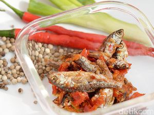 Menjadi Orang Biasa yang Istimewa Menjadi Orang Biasa yang Istimewa