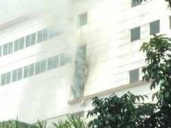 Kebakaran Tempat Karaoke di Jl Gajah Mada Akibat Sound System Korslet