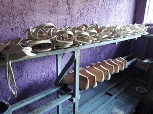 Belum Manfaatkan Penjualan Online, Pemasaran Sepatu Made In Ciomas Terkendala