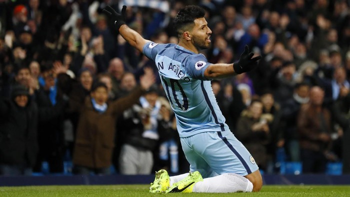 Ini Alasan Guardiola Cadangkan Aguero