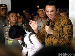 Hakim Tanya Polisi soal Pencatatan Tanggal Pelapor Ahok