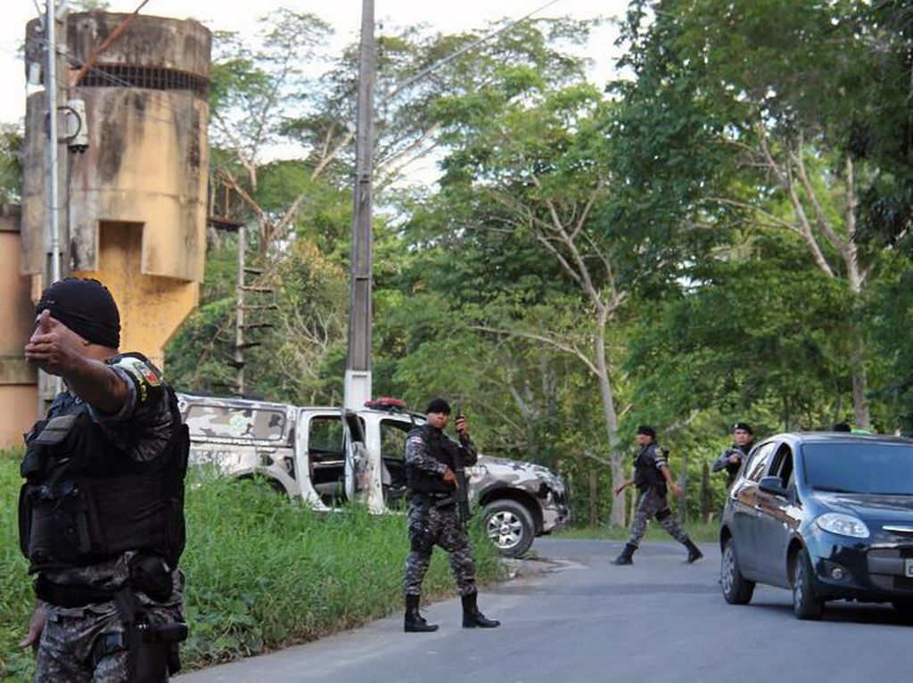 Brasil Masih Buru 130 Napi yang Kabur Usai Kerusuhan Brasil Masih Buru 130 Napi yang Kabur Usai Kerusuhan