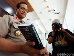 Bareskrim Lacak Siapa Saja Pembeli Buku Jokowi Undercover