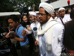 FPI: Novel Bamukmin Diberhentikan, Tak Ada Pemecatan