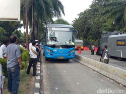 Besok Ada Sidang Ahok, Bus TransJ Arah Ragunan Hanya Sampai SMK 57