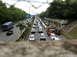 Tarif Tol JORR Jauh Dekat Rp 15.000 Ditunda Sampai Kapan?