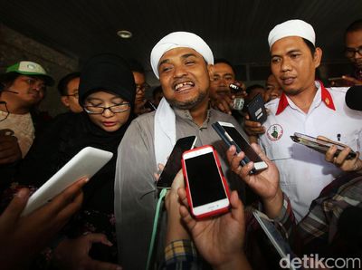 Habib Novel Usai Diperiksa Sebagai Saksi Sidang Ahok