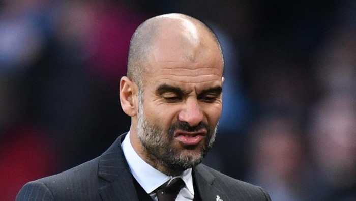 Ekspresi Tak Gembira Guardiola Usai City Kalahkan Burnley