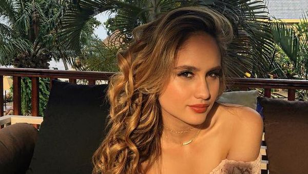 Habiskan Tahun Baru Tanpa Kekasih, Cinta Laura Tetap Happy