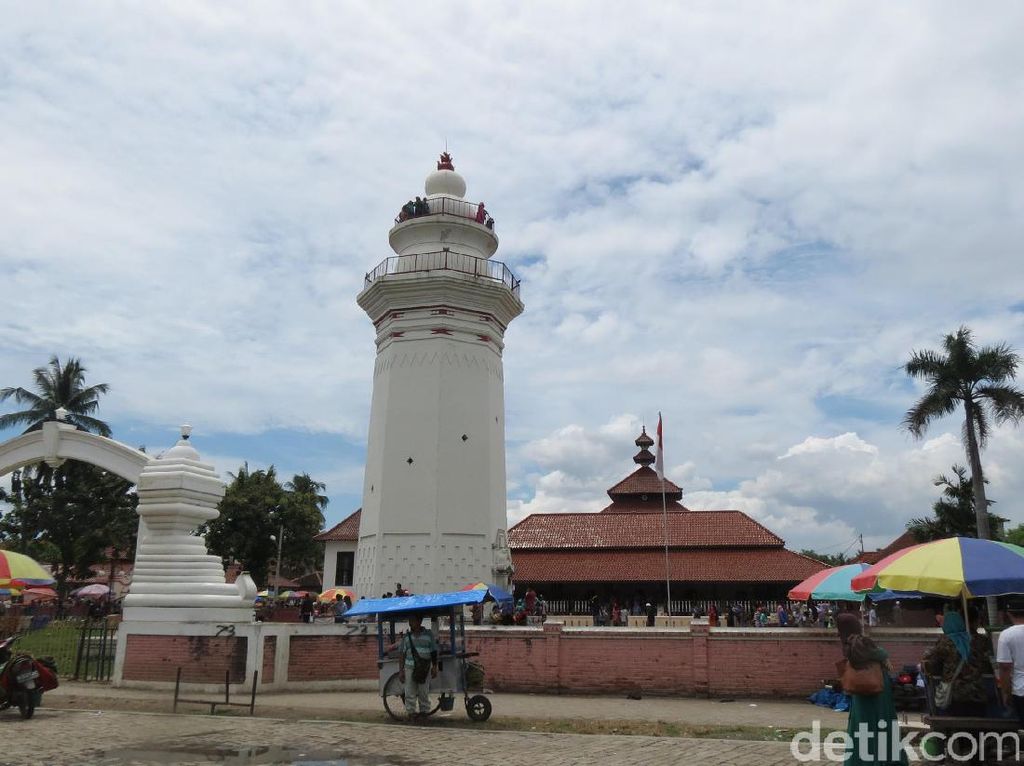 Tentang Kerajaan Banten: Sejarah, Raja, Kejayaan, dan Peninggalan Tentang Kerajaan Banten: Sejarah, Raja, Kejayaan, dan Peninggalan