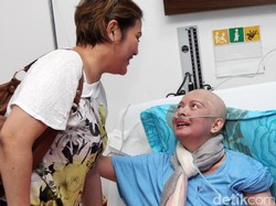 Yana Zein Masuk ICU Sebelum Meninggal Dunia