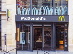 Italia Larang McDonalds Buka Gerai di Dekat Situs Sejarah 1.800 Tahun