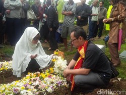 Pasutri Asal Bandung Meninggal Akibat Kebakaran KM Zahro