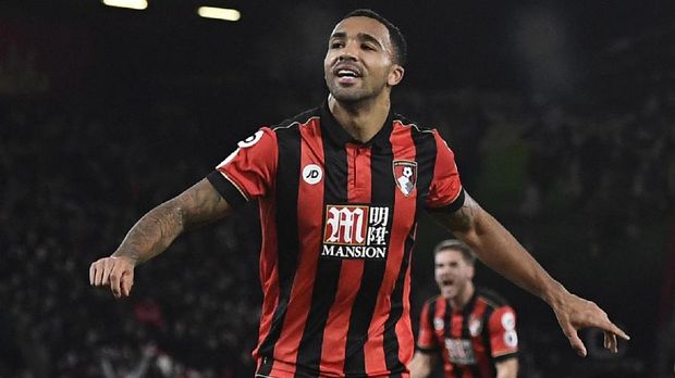 Chelsea juga dikabarkan mengincar striker Bournemouth Callum Wilson. (
