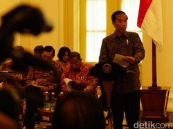 Seskab: Jokowi Tegaskan Tak Ada Reshuffle dalam Waktu Dekat