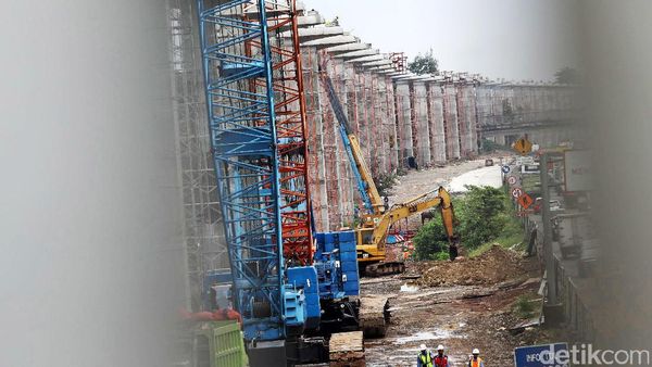 Proyek LRT Jabodebek Dikebut