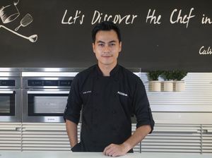 Gratis! Belajar Bikin Pizza Sosis dan Macaroni Schotel bersama Chef Steby Gratis! Belajar Bikin Pizza Sosis dan Macaroni Schotel bersama Chef Steby
