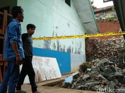 Dipasang Garis Polisi, Begini Kondisi SMPN 19 Tangsel yang Tertimpa Longsor