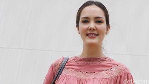 Makin Matang, Cathy Sharon Tetap Cantik