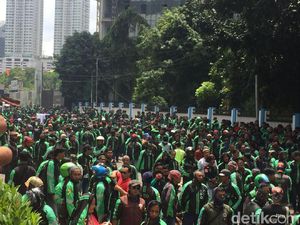 Sistem Non Cash Bikin Pendapatan Driver Grab Berkurang?