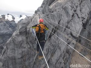 Fakta-fakta Acute Mountain Sickness di Balik Kematian Pendaki Puncak Carstensz Fakta-fakta Acute Mountain Sickness di Balik Kematian Pendaki Puncak Carstensz