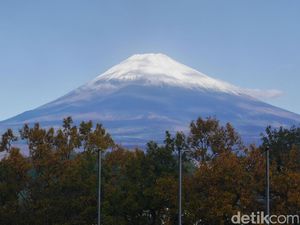 Saat Gunung Fuji Dilanda Macet