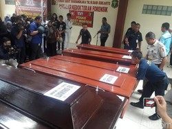 5 Korban Tewas KM Zahro Diserahkan ke Keluarga