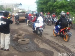 Pemprov Jatim Siapkan Rp 1 Triliun untuk Perbaikan Jalan