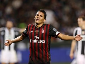Milan Indikasikan Akan Lepas Bacca Milan Indikasikan Akan Lepas Bacca