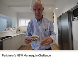 Begini Jadinya Kalau Pasien Parkinson Lakukan Mannequin Challenge