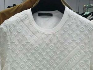 VF Corporation Keliling Cari Investor yang Mau Beli Merek Streetwear Supreme