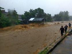 Banjir Lumpur di Pasuruan, Gus Ipul: Ini Terbesar Dalam Hidup Saya