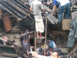 Puting Beliung Terjang Subang, Empat Rumah Warga Rusak