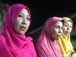 Duka Keluarga Kehilangan Eti Kurniati Korban KM Zahro