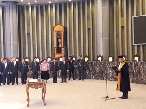 MA Lantik Dua Deputi Gubernur Bank Indonesia