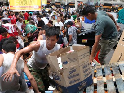 Imbas Kenaikan BBM, Penjarahan Toko-toko Terjadi di Meksiko