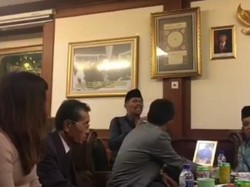 Ketum PBNU Tuntun Baca Syahadat, 2 WN Jepang Ini Masuk Islam