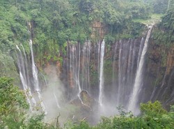 Destinasi Viral di Jatim, Air Terjun Coban Sewu