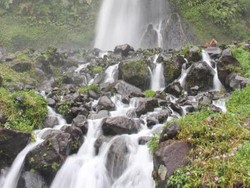 Yuk Habiskan Weekend di Gunung Gede Pangrango