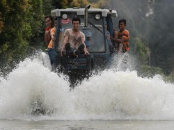 18 Ribu Warga Malaysia Terjebak Banjir Parah