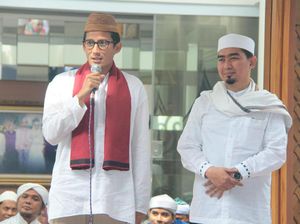 Ustaz Solmed Deklarasikan Dukung Anies-Sandi
