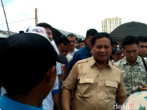 Prabowo Ajak Warga Kampung Akuarium Penjaringan Pilih Anies-Sandi