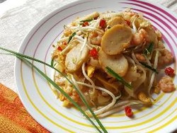 Ada Mie dan Udang? Bikin Saja Jadi Lauk Enak Ini untuk Makan Siang